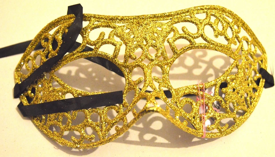 NEW Gold Patterned Glitter Wired Look Masquerade Half Face Mask Eye Halloween UK - Image 1 of 1
