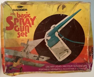Vintage Badger 250 Basic Spray Gun Set Airbrush UNUSED Complete - Picture 1 of 4