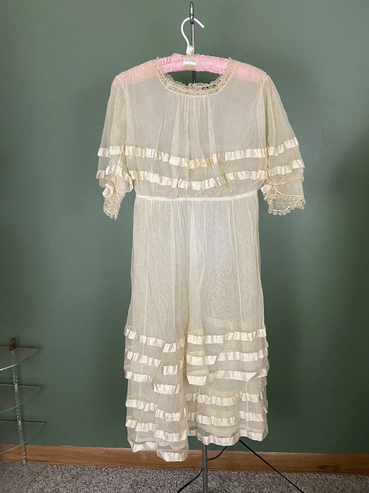 Antiguo Vestido de Día de Césped Transparente Encaje Boda Años 20’s Eduardiano Niveles Tea Cottage Core Foto 1 de 4
