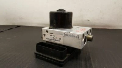 2003-2004 Toyota Sequoia Abs Anti Lock Actuator And Brake Pump Assembly  Foto 1 de 4