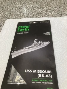 Fascinations ICONX USS Missouri BB-63 3D Laser Cut Metal Earth Model Kit - Picture 1 of 9