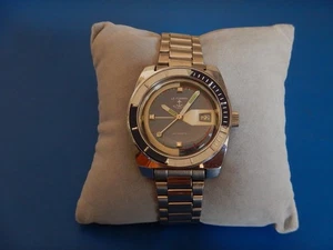 1974 GRANDE LE FORBAN LUNETTE BAKELITE 37,3mm SÉCURITÉ MER SKIN DIVER ACIER AUTO - Foto 1 di 16