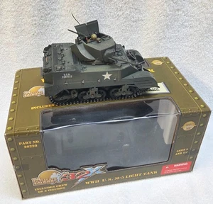 1/32 The Ultimate Soldier WW-2 US M-5 Light Tank with 1 soldier (missing two) - Picture 1 of 3