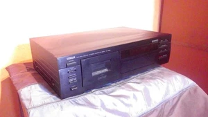 Yamaha KX-690 Cassette Deck de 3 cabezales / 3 cabezales Tapedeck - Imagen 1 de 3