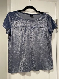 City Streets Blue Crushed Velvet Short Sleeve Scoop Neck Tee Shirt Size Small - Picture 1 of 8