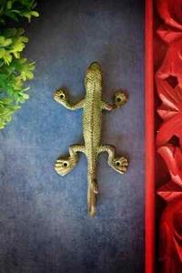 Wall Hanging Decor Hook Lizard Shape Cloth Hat Hanger Brass Handmade Gift - Picture 1 of 2