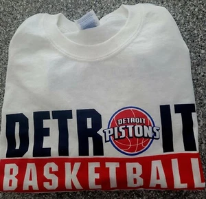 DETROIT PISTONS BASKETBALL - T-SHIRT - STADIUM GIVEAWAY SIZE L - Picture 1 of 5