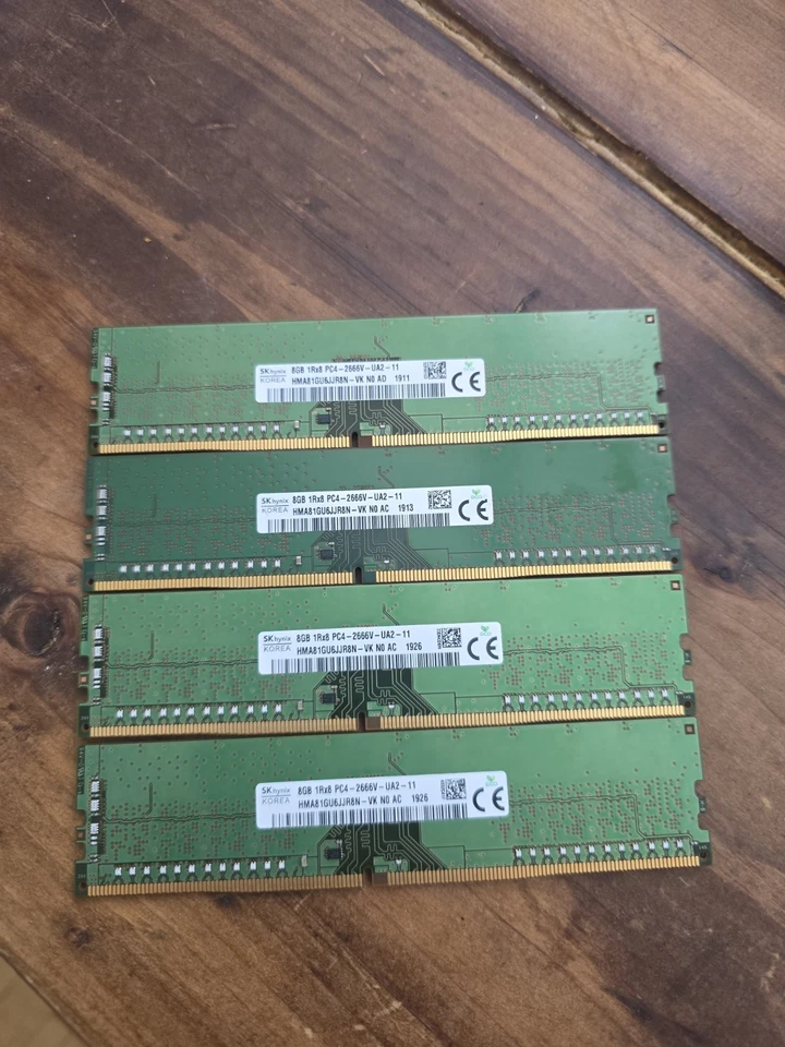 SK Hynix 4x8GB 1RX8 PC4-2666V DDR4 UA2-11 - Image 1 of 1