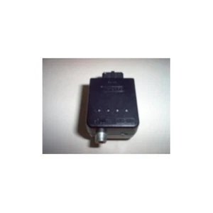 Interruptor modulador módulo RF Nintendo 64 para adaptador AV negro N64 muy bueno 1Z - Imagen 1 de 3