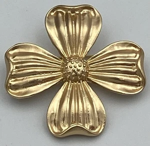 Dogwood Gold Tone Flower Pin Brooch Jewelry - Picture 1 of 4