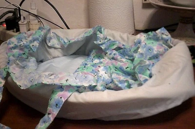 culla in tessuto morbide con maniglie adatta x bambola max cm 40  h.cm leggi - Immagine 1 di 4