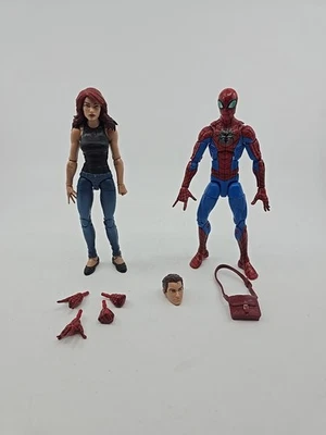 Marvel Legends Spider-Man y Mary Jane Watson Paquete de 2 TRU Exclusivo Completo Wh27 Foto 1 de 4