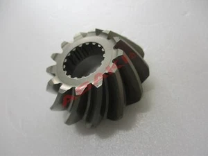 Piñón de transmisión fueraborda Yamaha 75-90 CV granaje 688-45551-00 13 dientes - Imagen 1 de 10