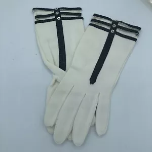 Vintage New  Stretchies Ivory Nylon Gloves Deadstock One Size Tiny Button Detail - Picture 1 of 11