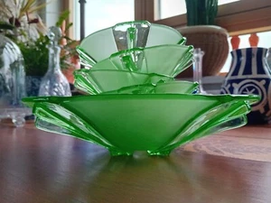 Ant Czech Art Deco Stölzle Uranium Green Glass Centre Bowl + 5 Serving Bowls - Picture 1 of 10