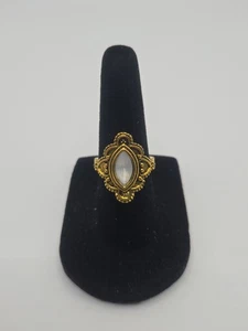 Vintage Ring goldfarben mit Marquise Klarglasstein - verziertes Design Größe 6 - Bild 1 von 4