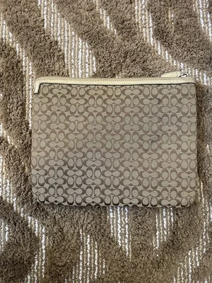 Coach Y2K Tan Signature Monogram iPad Tablet Padded Protective Case Sleeve Zip - Image 1 of 4