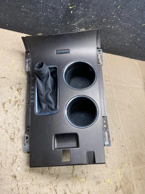 Оригинальная отделка подстаканника для центральной консоли Ford Edge 2011–2014 годов выпуска U5710 DG - Изображение 1 из 4