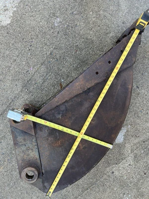 12” Ditch Bucket Used Bucket - Image 1 of 4