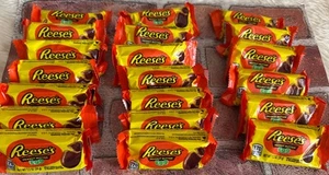 20 Reese Peanut Butter Eggs Individually Wrapped 1.2 Oz Milk Chocolate Egg - Picture 1 of 3