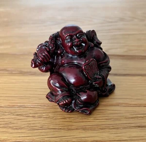 Small Carved Red Asian Cinnabar Resin Buddha Statue Figurine 2" - Picture 1 of 6