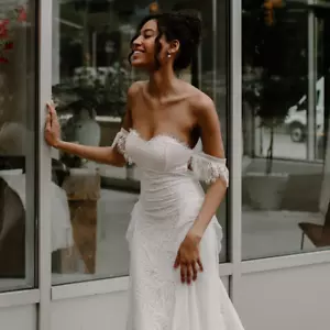 Bohemian Mermaid White Wedding Dress Lace Off the Shoulder Size 8-10 - Picture 1 of 19