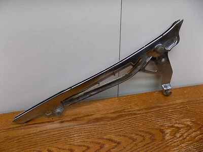 1963 - 1965 年别克里维埃拉后四分之一玻璃轨道安装起子 — 第 1/4 张图片