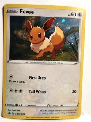 Eevee SWSH095 SWSH: Sword & Shield Promo Cards Holo - Image 1 of 4