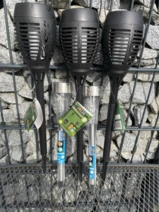 5 verschiedene Solarleuchten NEU (3 Fackeln Tanzende Flamme sowie 2 Solarlampen - Bild 1 von 6