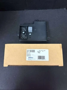 OEM GM BODY CONTROL MODULE (BCM) 15910666 COBALT PURSUIT - Picture 1 of 4