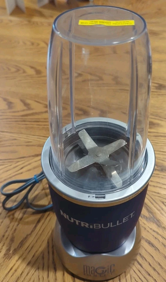 NutriBullet Magic Bullet Smoothie Blender NB101b 2Blades Large Cup Small Cup Blu - Image 1 of 4