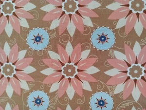 SWISS CHOCOLATE BEIGE FLORAL AMANDA MURPHY ROBERT KAUFMAN COTTON QUILT FABRIC - Picture 1 of 9