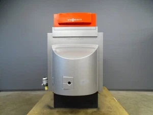 Viessmann vitoladens 300-T VW3B oil condensing boiler 53.7kW heating manufactured 2009 - Picture 1 of 19