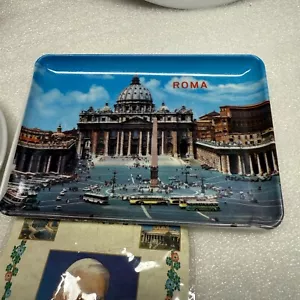 Collectible Rome Jubilaeum 2000 Vatican Souvenirs Plates, Key Chains, Pope - Picture 1 of 10