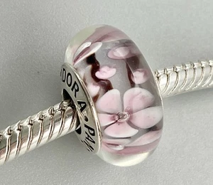 🤍 A RARE ‘PANDORA’ DUSTY PINK, WHITE & CLEAR FLOWER MURANO ART GLASS CHARM. 🤍 - Picture 1 of 10