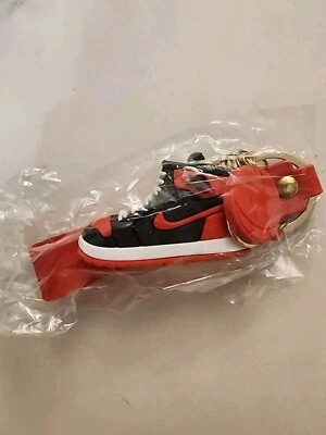 Nike Air Jordan Zapatillas Llavero - Llavero Forever Sports Negro Rojo Nuevo Foto 1 de 2