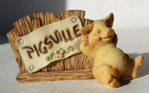 Pig Figurine 1992 Pigsville Fence Sign Pin Sleeping Leaning On the Sign Resin -- - Picture 1 of 1