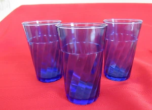 3 Vintage Hazel Atlas #1552 swirl pattern Cobalt Blue juice glasses 8 oz. - Picture 1 of 6