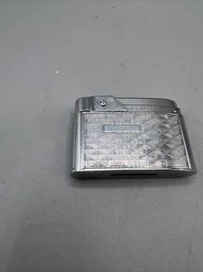 VINTAGE BENTLEY 'LEAVES' LIGHTER MADE IN AUSTRIA NEEDS FLINT & FLUID  - Picture 1 of 14