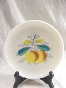 Vintage Westmoreland Milk Glass Beaded Edge Fruit Luncheon Salad Plate Peach - Picture 1 of 4