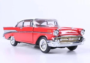 Franklin/Danbury mint 1:24 1957 Chevrolet BelAir Red classic American Model 118 - Picture 1 of 12