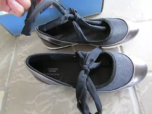 NEW VERA WANG BALLY PEWTER LOAFERS SLIP ON SHOES WOMENS 7.5 FLATS FREE SHIP - Picture 1 of 6