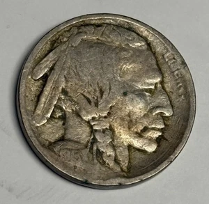 1913-P Type 1 Buffalo Nickel, ALL ORIGINAL U.S. Indian Head Coin - Picture 1 of 2