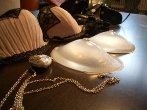 1 Paar Silikon Brüste BH Einlagen Brust Vergrößerung Busen unsichtbar KLAR - Bild 1 von 7