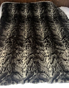 Donna Salyers Fabulous Furs Lux Faux Fur Black Brown Throw Blanket 71” x 60” - Picture 1 of 5