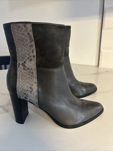 Diane Von Furstenberg Leather Booties Heels Gray Snakeskin Size 7 Womens - Picture 1 of 6