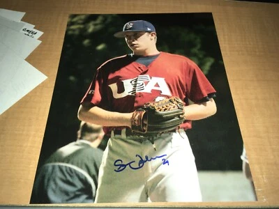 Foto de béisbol de 8" x 10" firmada por el equipo Sean Doolittle de EE. UU. con nuestro certificado de autenticidad  Foto 1 de 2