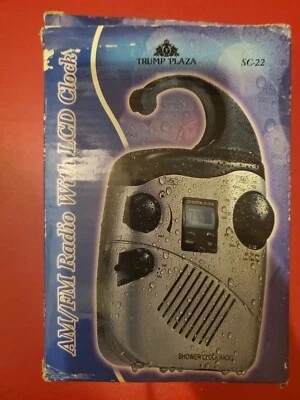 Nuevo en caja TRUMP PLAZA Radio de ducha AM/FM colgante con reloj LCD SC 22 Foto 1 de 4