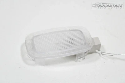 MERCEDES-BENZ GLA250 X156 2015-2020 PUERTA TRASERA IZQUIERDA LUZ CORTESÍA LÁMPARA OEM Foto 1 de 4