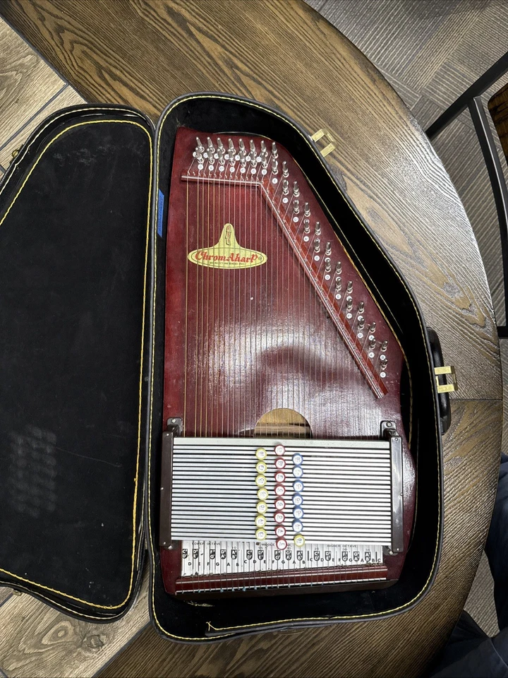 Vintage Chromaharp Autoharp in case Made in Japan - Image 1 of 4